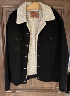 LEVI'S: zeldzame retro "1998 trucker sherpa jacket, destijds zelf in de USA gekocht, maat XL