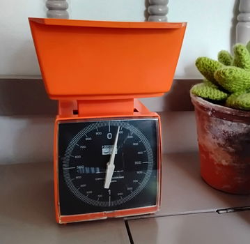 Retro - vintage - oranje - keukenweegschaal - 0