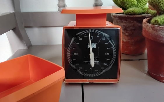 Retro - vintage - oranje - keukenweegschaal - 7