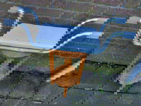 Badzitje - badstoeltje - anti-slip poten - 0