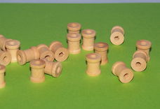 Miniatuur garenklosje voor poppenhuis of Barbie