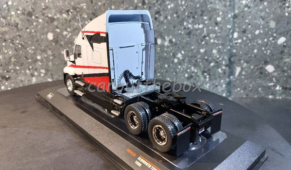 Kenworth T2000 1998 wit 1:43 Ixo V1149 - 2