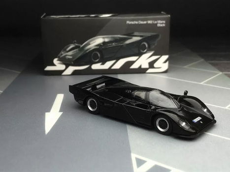 Porsche Dauer 962 Le Mans black 1:64 Sparky 029 - 4