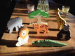 Dierentuin dieren van hout, - groot + handzaam - 6 stuks + boom - 0 - Thumbnail