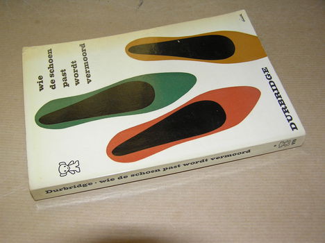 Wie de Schoen Past Wordt Vermoord -Francis Durbridge - 2