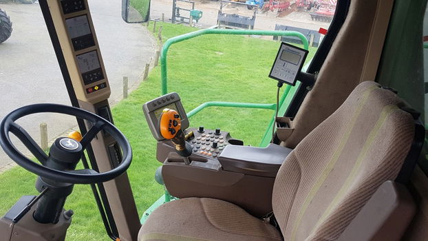 Ik verkoop mijn gebruikte John Deere T660i Pro Drive maaidorser GRATIS. - 1