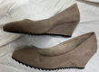 La strada pumps Beige bruin, daim leder, maat 39 - 1 - Thumbnail