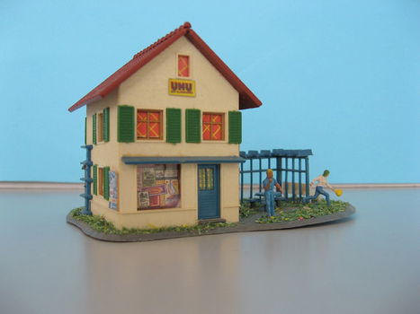 Winkel met woonhuis HO/H0 [NH1055] - 0