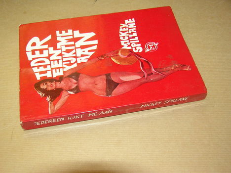 Mickey Spillane/IEDEREEN KIJKT ME AAN(UMC MS 20) - 2