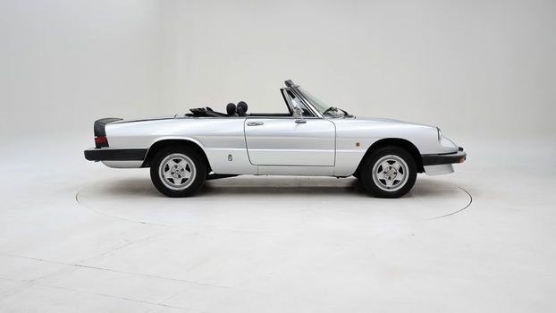 Alfa Romeo 2000 Spider 3 '84 CH0494 - 2
