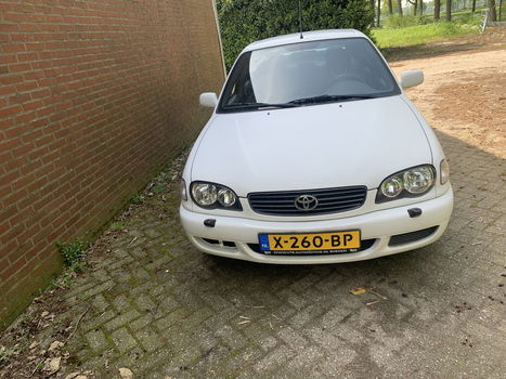 Toyota Corolla 1.6 Benzine - 1