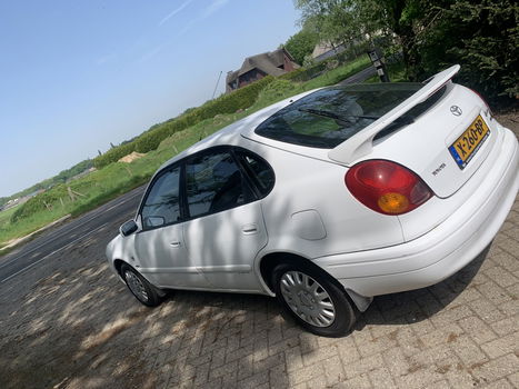 Toyota Corolla 1.6 Benzine - 2