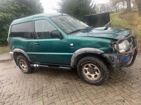 Nissan Terrano 2,7 Diesel Airco. - 3