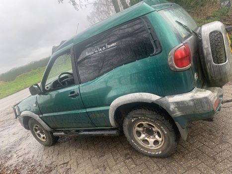 Nissan Terrano 2,7 Diesel Airco. - 6