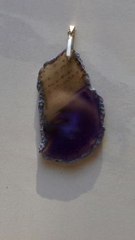 kettinghanger van 70x40 mm agaat geode schijf paars met zilverkleurig klemmetje - 0