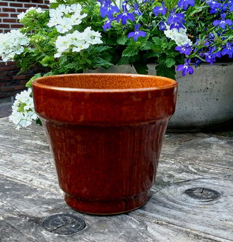 Vintage bloempot in een warme kleur bruin geglazuurd - gemêleerd - 1