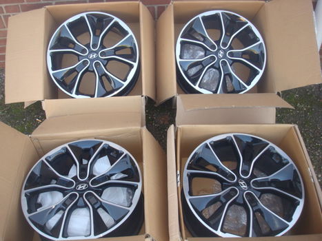 19 inch Originele Hyundai I30 N Velgen Steek 5x114,3 - 3