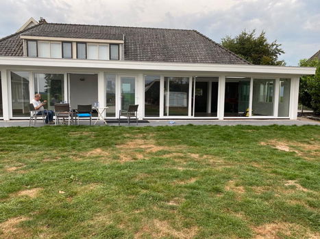 Op voorraad 2-delige kantel schuifpuien in wit kunststof 3000 x 2200 !!! - 2