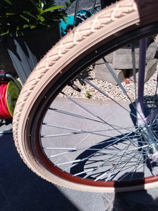 Tweetal transportfietsen te koop