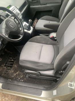 Mazda 5 benzine 7 persoons 2005Airco. - 3