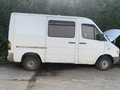 Mercedes Sprinter 210 d 5 cilinder 1999 - 1