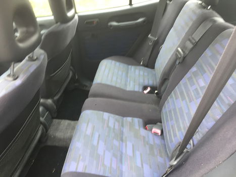 Toyota Rav 4 Benzine 2.0 5 Deurs - 7