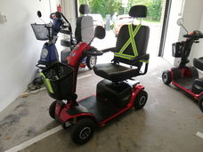 Scootmobiel Pride Victory DX10 - 4 wiel rood