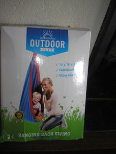 Outdoor play hanging sack swing - ga lekker chillen in deze hangzak voor kinderen!