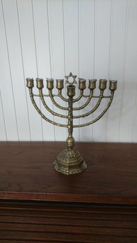 Te koop: Bronzen Joodse kandelaar Chanoekia - 0