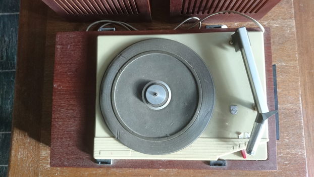 Te koop: Philips Platenspeler AG5957- 65 jr oud. - 2