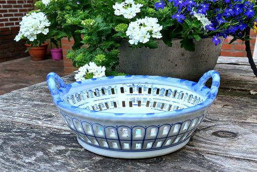 Vintage porseleinen handbeschilderde fruitschaal - wit en blauw met afbeelding van fruit - 3