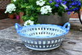 Vintage porseleinen handbeschilderde fruitschaal - wit en blauw met afbeelding van fruit - 3 - Thumbnail