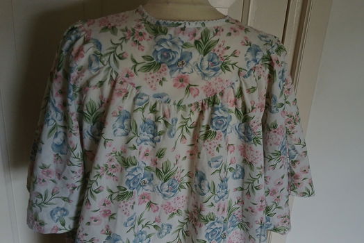 Nachthemd - romantische print met bloemen - maat 50/52 - 6
