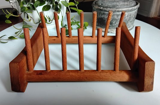 Houten bordenrek - 2