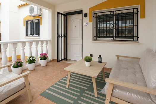 Uw eigen volledig gerenoveerde Bungalow in ORIHUELA COSTA met - 2