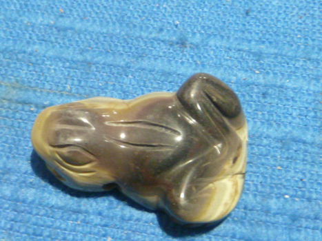 Hanger kikker van jaspis - 2