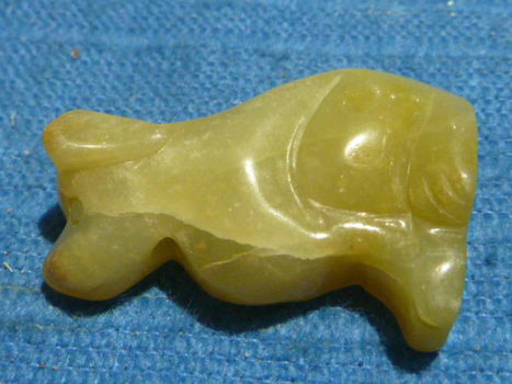 Hanger hond van serpentijn - 2