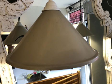 Set Frans Brocante Hanglampjes Beige Gebruiksklaar. - 7