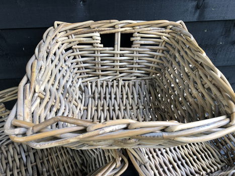 Restpartij Laatste 3Dik Rieten Brocante Grote (brood) Manden - 6