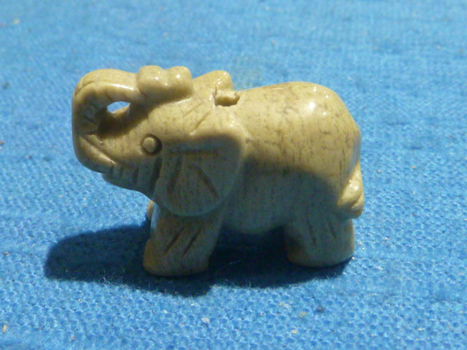 Hanger olifant van Jaspis - 0