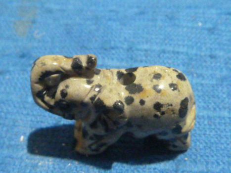 Hanger olifant van dalmatier jaspis - 2