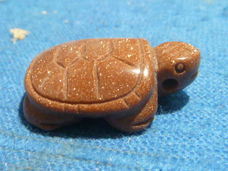 Hanger schildpad van goudsteen
