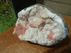 Heulandiet met stilbiet geode