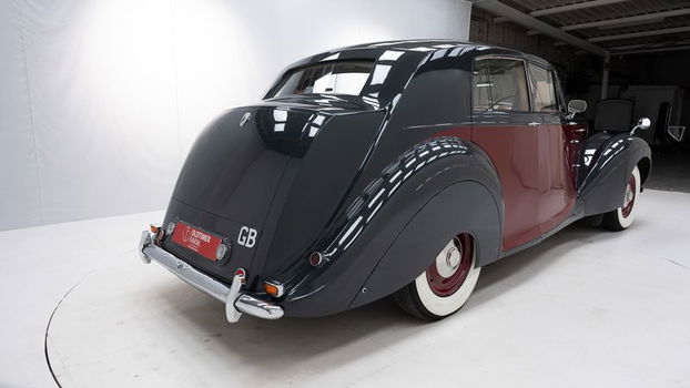 Bentley MK6 Saloon by James Young '48 CHB57AJ - 1
