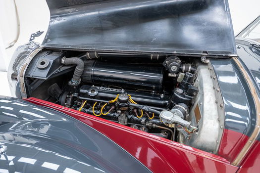 Bentley MK6 Saloon by James Young '48 CHB57AJ - 5