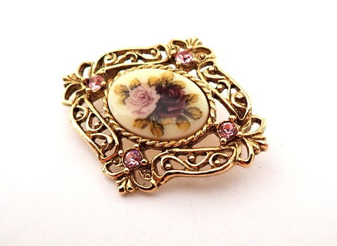 Schattige broche - 1