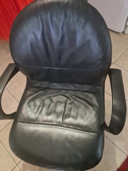 2 lederen kantoorstoelen - bureaustoel - vergaderstoel zwart - 2
