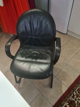 2 lederen kantoorstoelen - bureaustoel - vergaderstoel zwart - 0