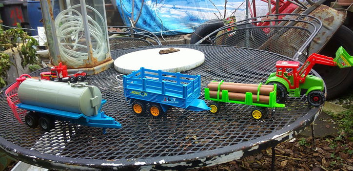 Speelgoed traktor met aanhangers - 6