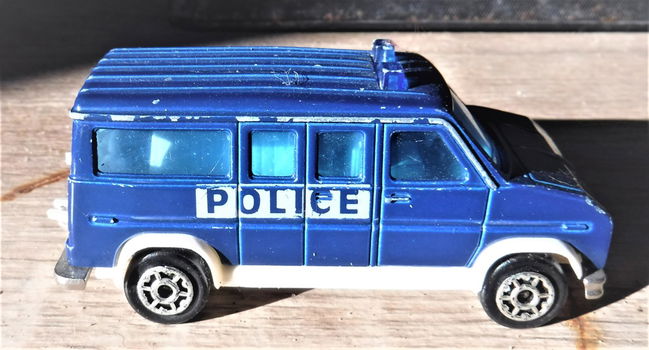 Majorette Ford E 350 politie bus - 6
